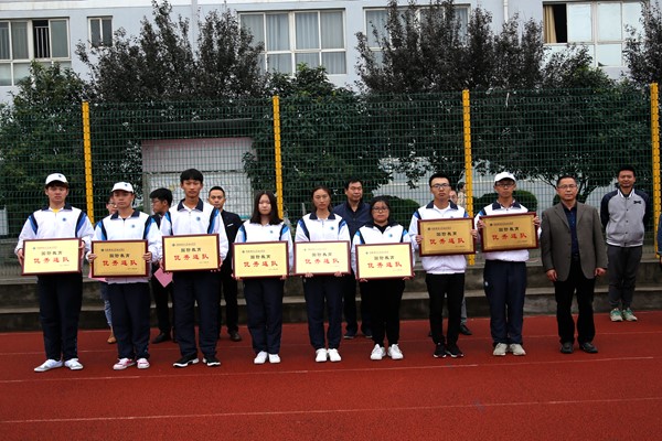 5. 王晓民书记与优秀连队代表合影.JPG 5. 王晓民书记与优秀连队代表合影.JPG