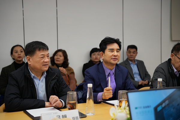 官网23.jpg