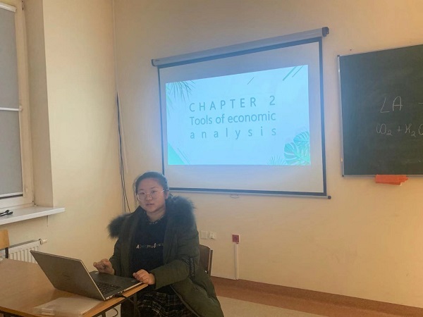 第一次做presentation.jpg