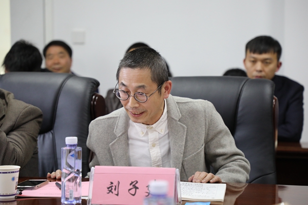 官网06.jpg