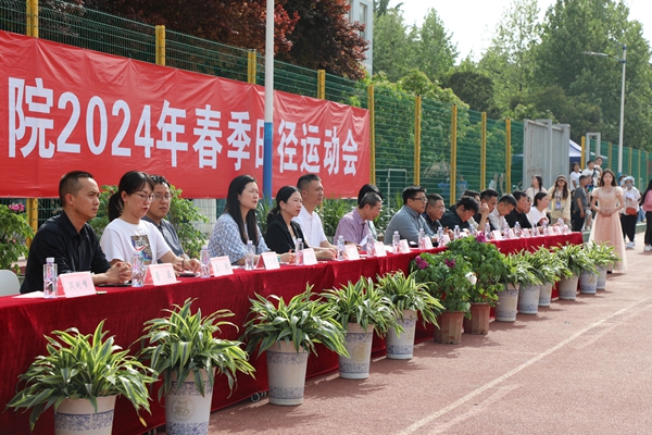 官网02.jpg