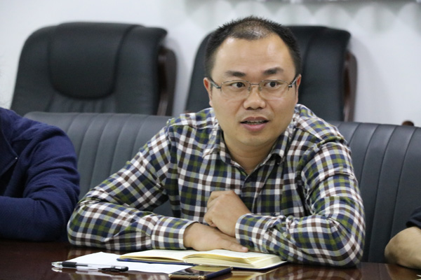 黄锦桥老师发言.JPG