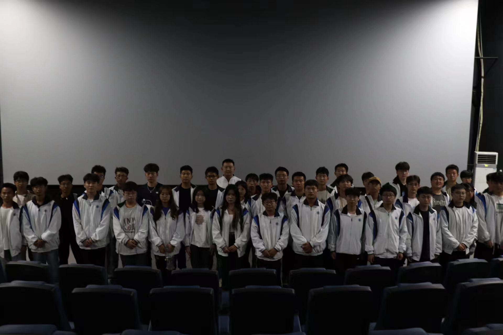图片 3.png 图片 3.png
