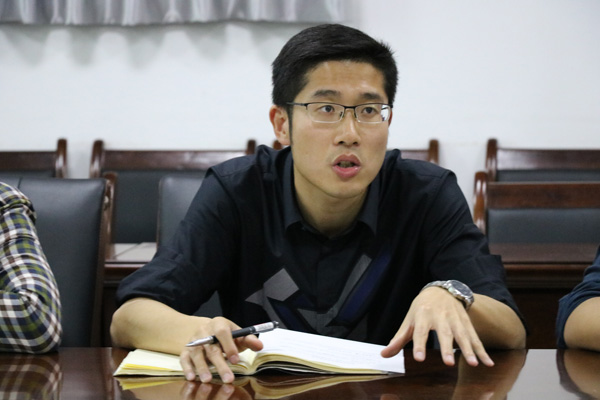 鹿龙老师发言 (2).JPG