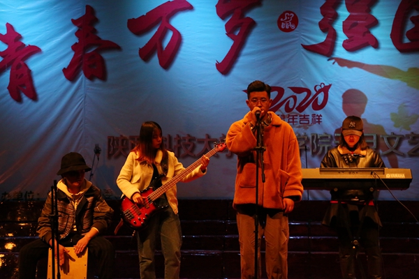 为你唱首歌.JPG 为你唱首歌.JPG