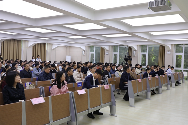 官网01.jpg