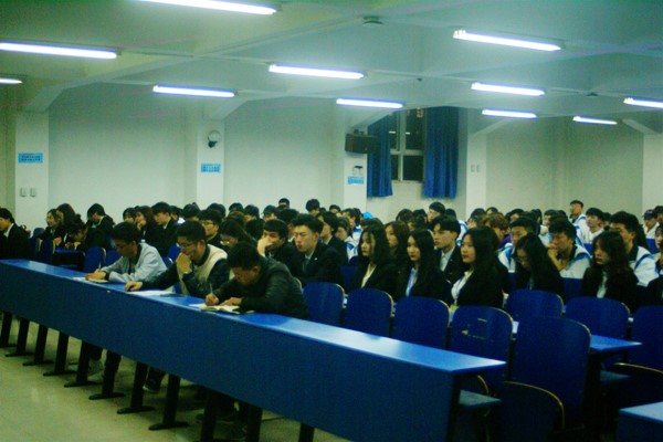 十四届学生会部分成员.jpg 十四届学生会部分成员.jpg