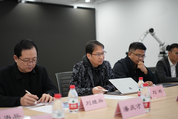 官网06.jpg