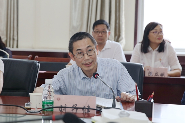 6刘子建院长表态发言.jpg 6刘子建院长表态发言.jpg